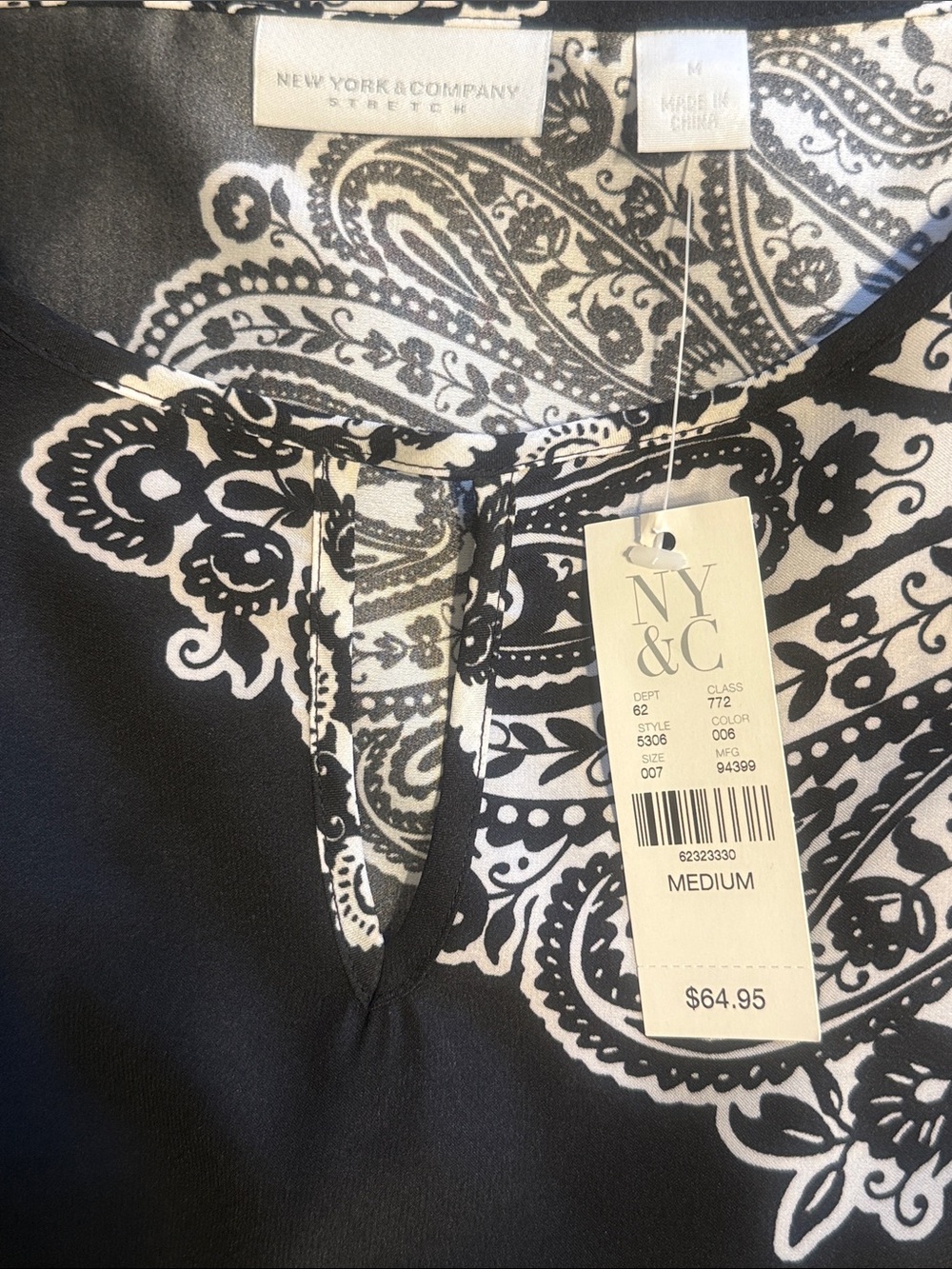 New York & Company Black & White Paisley Keyhole Dress